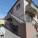 Charmantes Apartment Mit Panoramablick Auf Die Altstadt Von Rovinj Und Das Meer